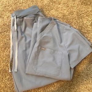 Figs Periwinkle Scrub Set